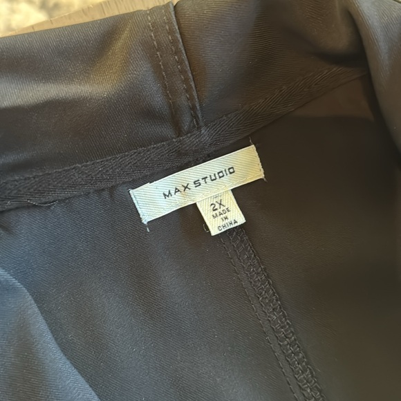 Max Studio Plus Size Vest - Picture 6 of 10